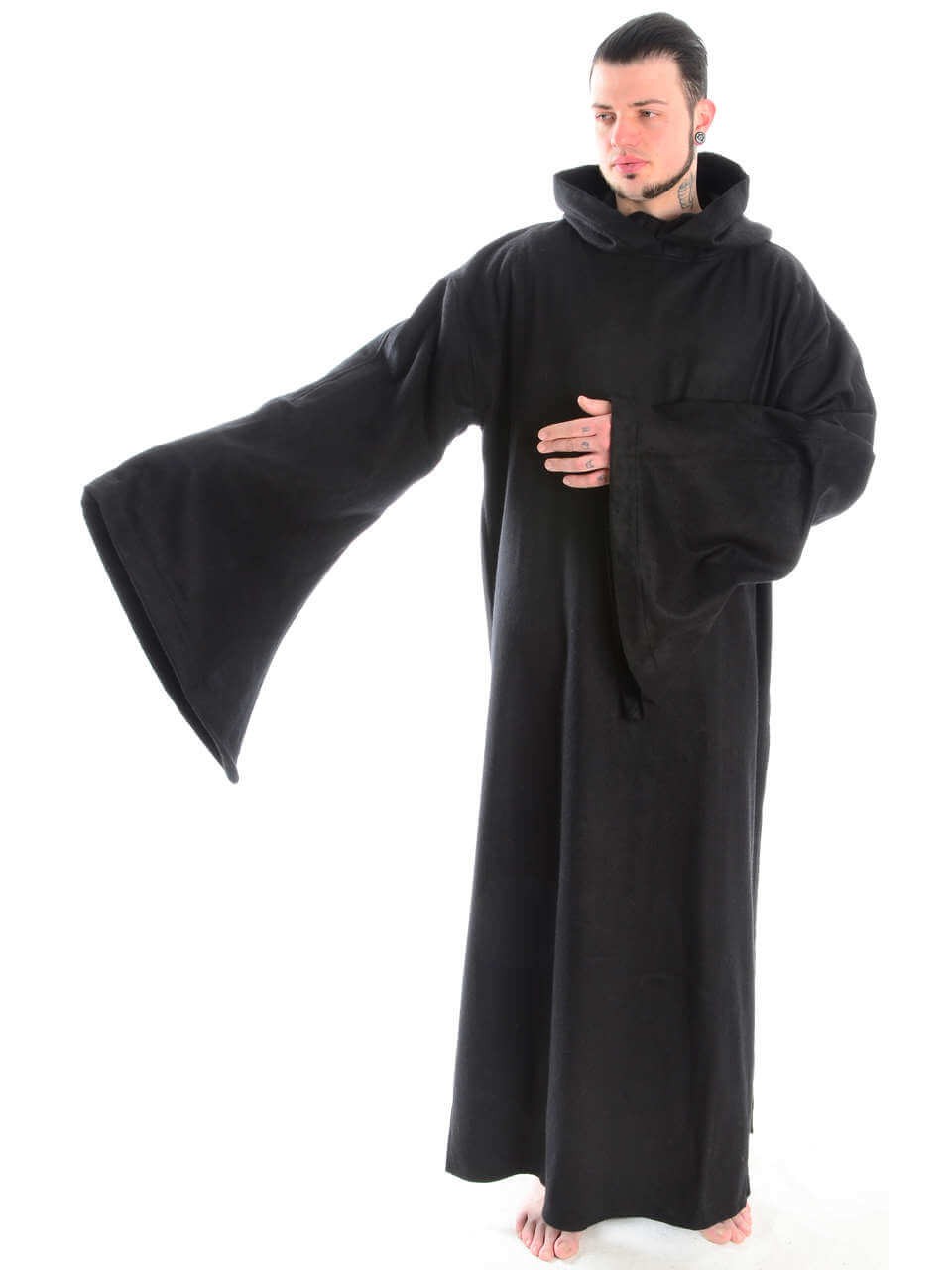 medieval bathrobe